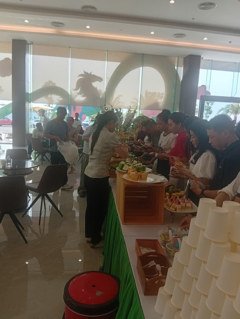 Không gian tiệc buffet sự kiện do Lợi Giang Event thực hiện