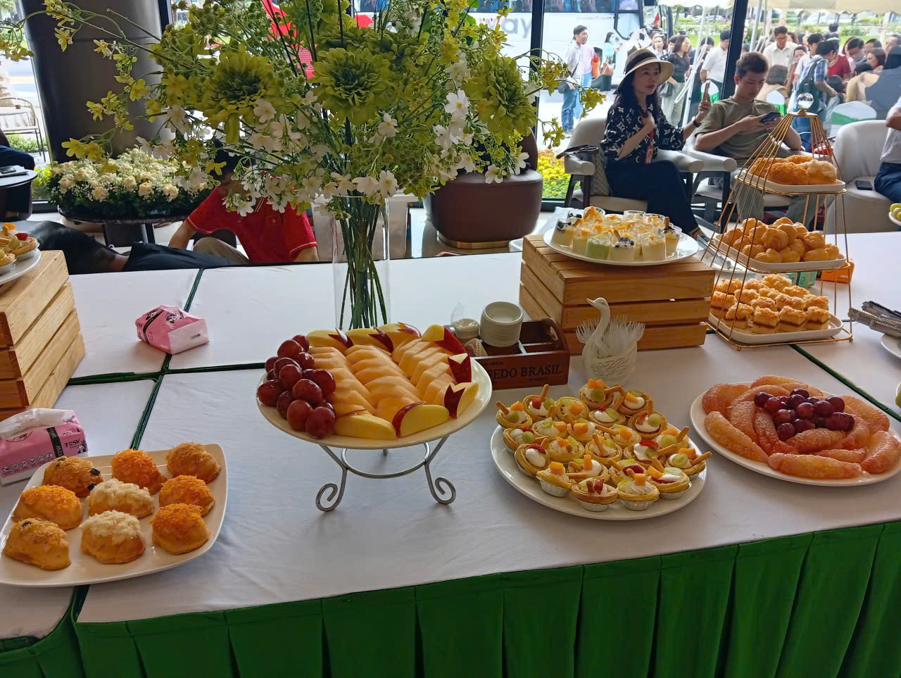 Tiec ngoai troi tai khu nghi duong - Loi Giang Event